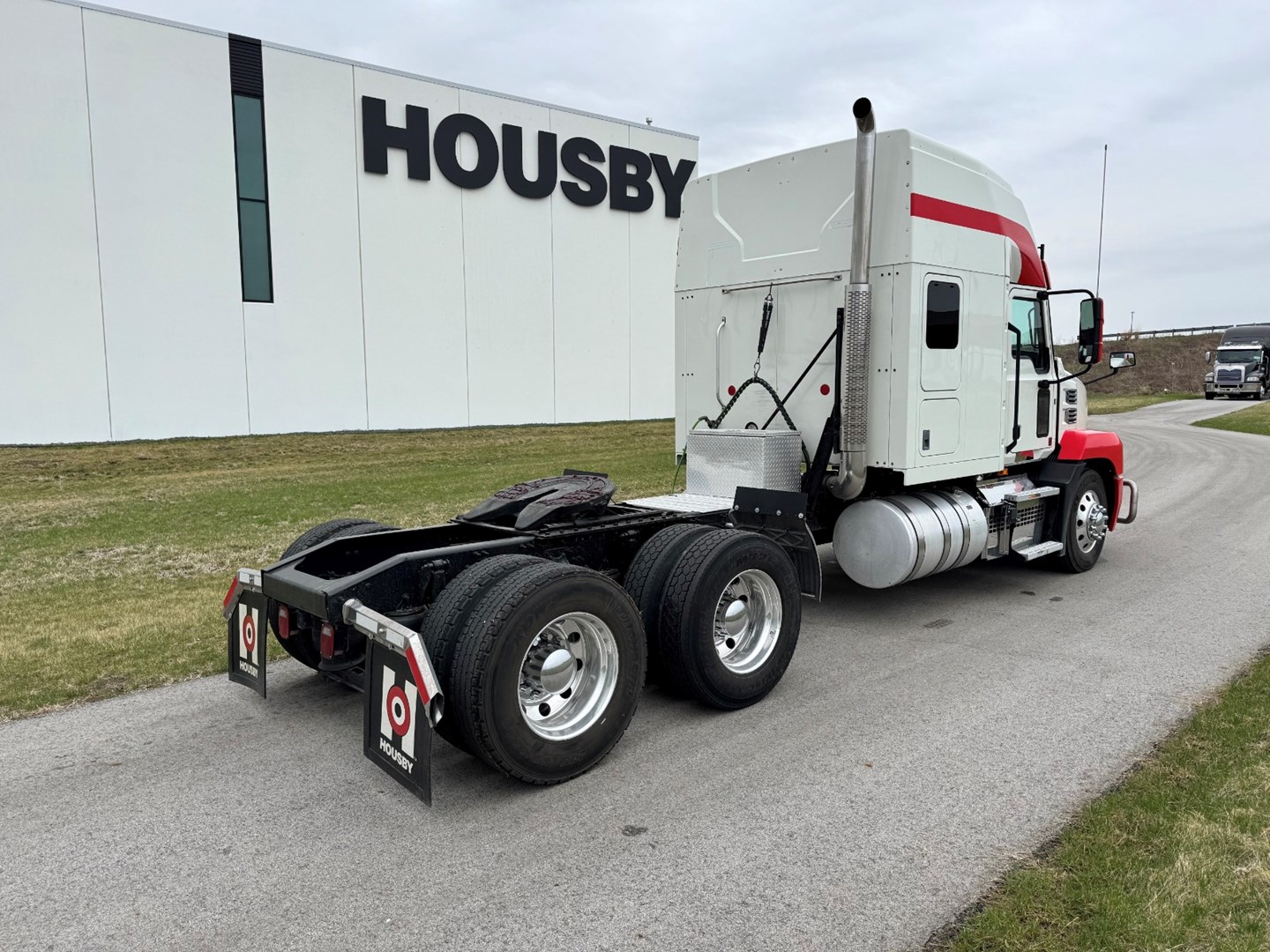 2021 Mack Anthem Sleeper - image 6